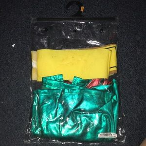 Small Robin Halloween costume. Worn once!